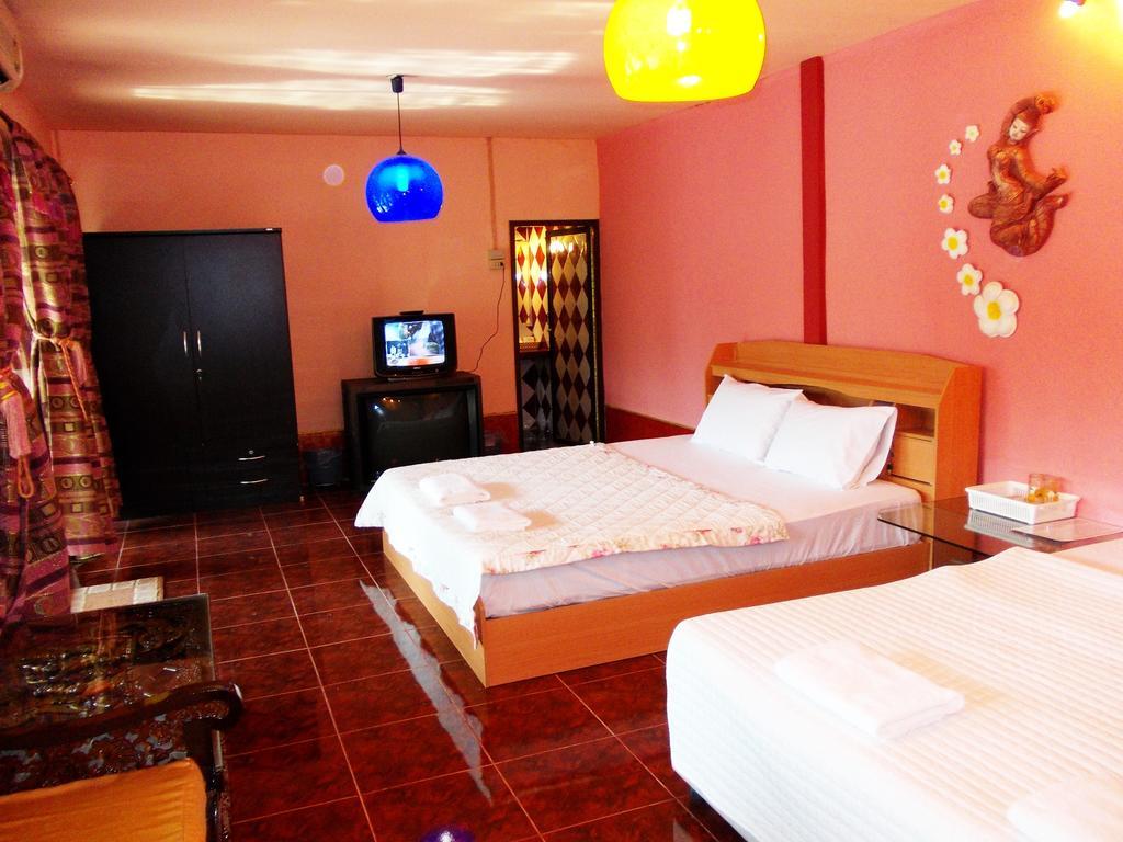 ראיונג Suksomjai Hotel מראה חיצוני תמונה